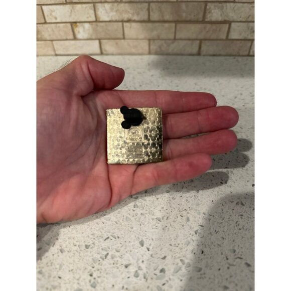 Remy Ratatouille With Yellow Spoon Disney Pin 110587 - Picture 2 of 2